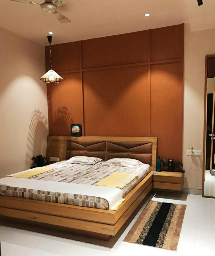 Entire Craftsman House With 2 Bedrooms Kitchen And More Rāipur Esterno foto